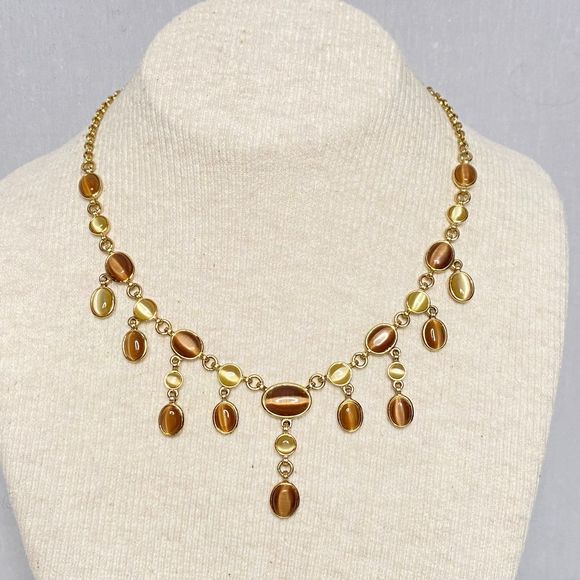 Vintage 70s Small Tiger's Eye Stones Necklace On Gold Tone Chain Links - Picture 1 of 13